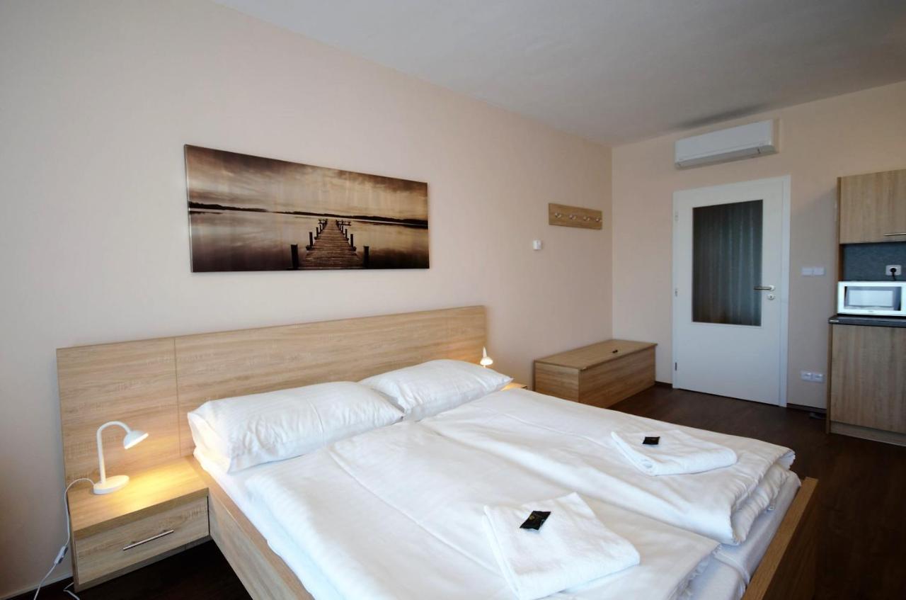 Apartmany Viva Třeboň Екстериор снимка