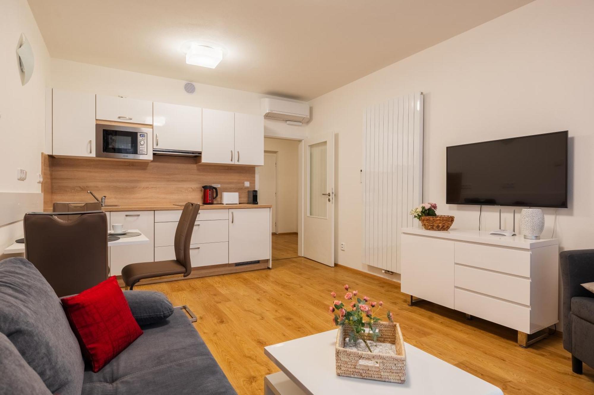 Apartmany Viva Třeboň Екстериор снимка