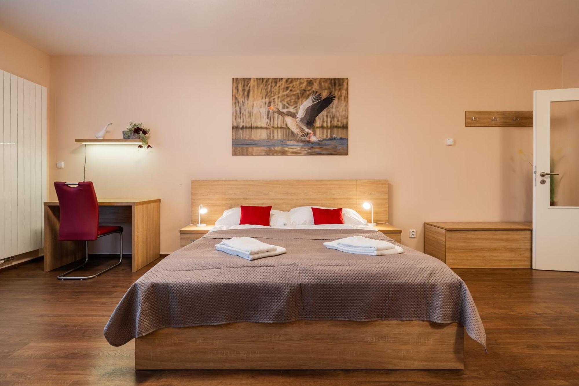 Apartmany Viva Třeboň Екстериор снимка